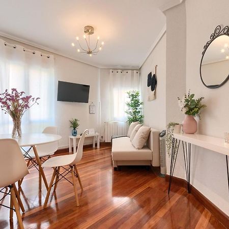 Vivienda Turistica Junto Al Ayuntamiento Leilighet Bilbao Eksteriør bilde