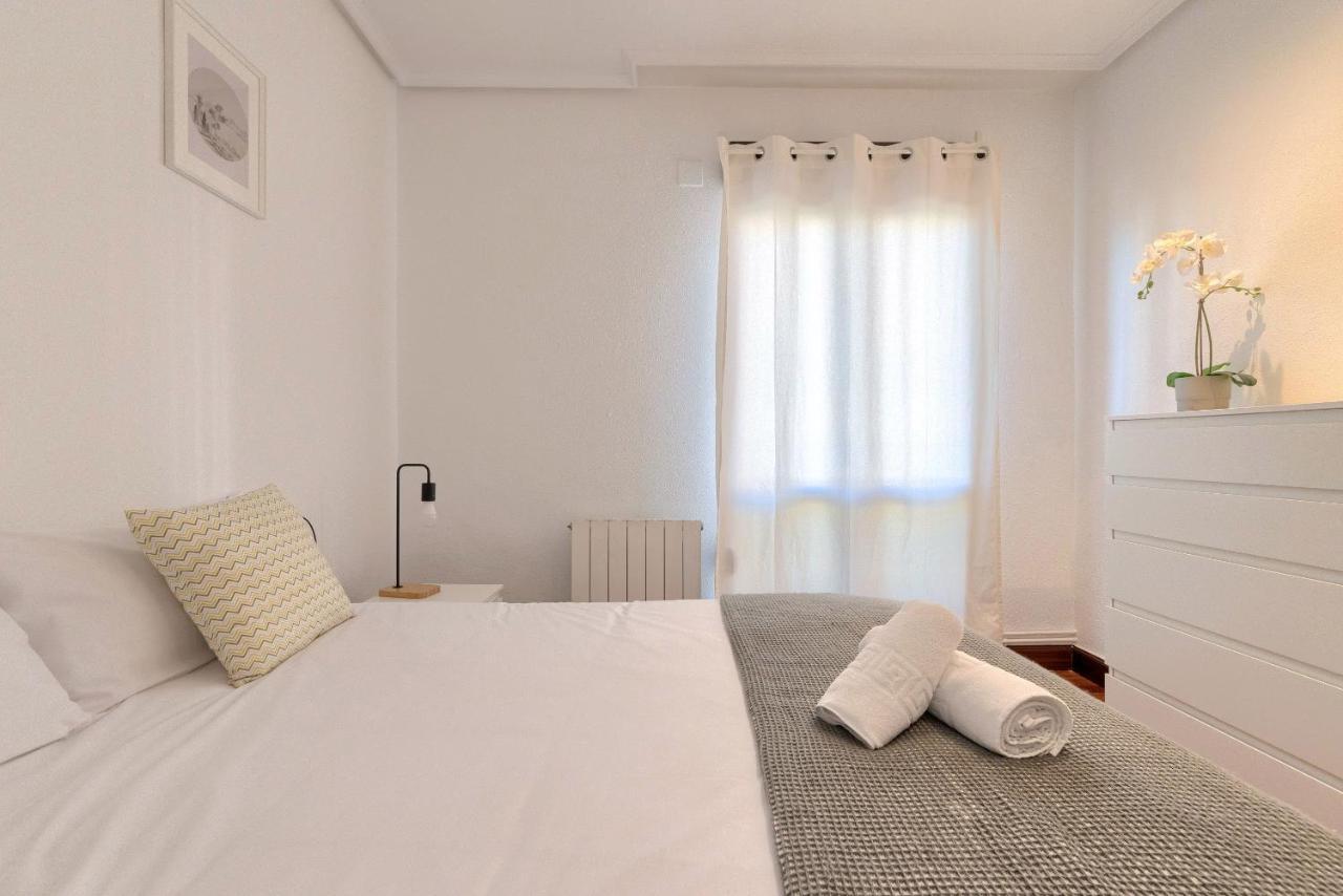 Vivienda Turistica Junto Al Ayuntamiento Leilighet Bilbao Eksteriør bilde
