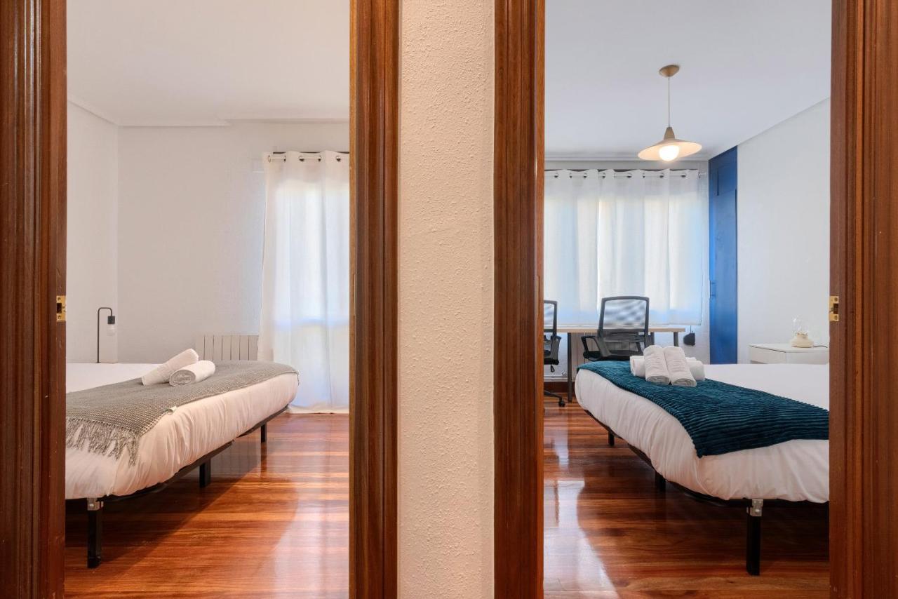 Vivienda Turistica Junto Al Ayuntamiento Leilighet Bilbao Eksteriør bilde